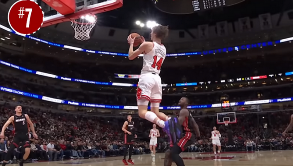 M. Buzelio skrydis - tarp gražiausių praėjusios nakties NBA epizodų (VIDEO)